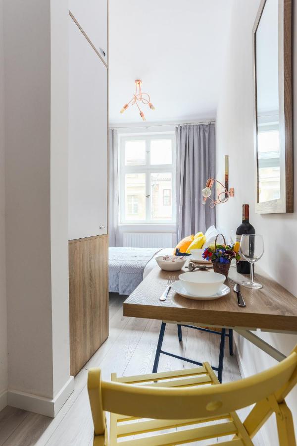 Simply Modern Apartment ทอรูน ภายนอก รูปภาพ